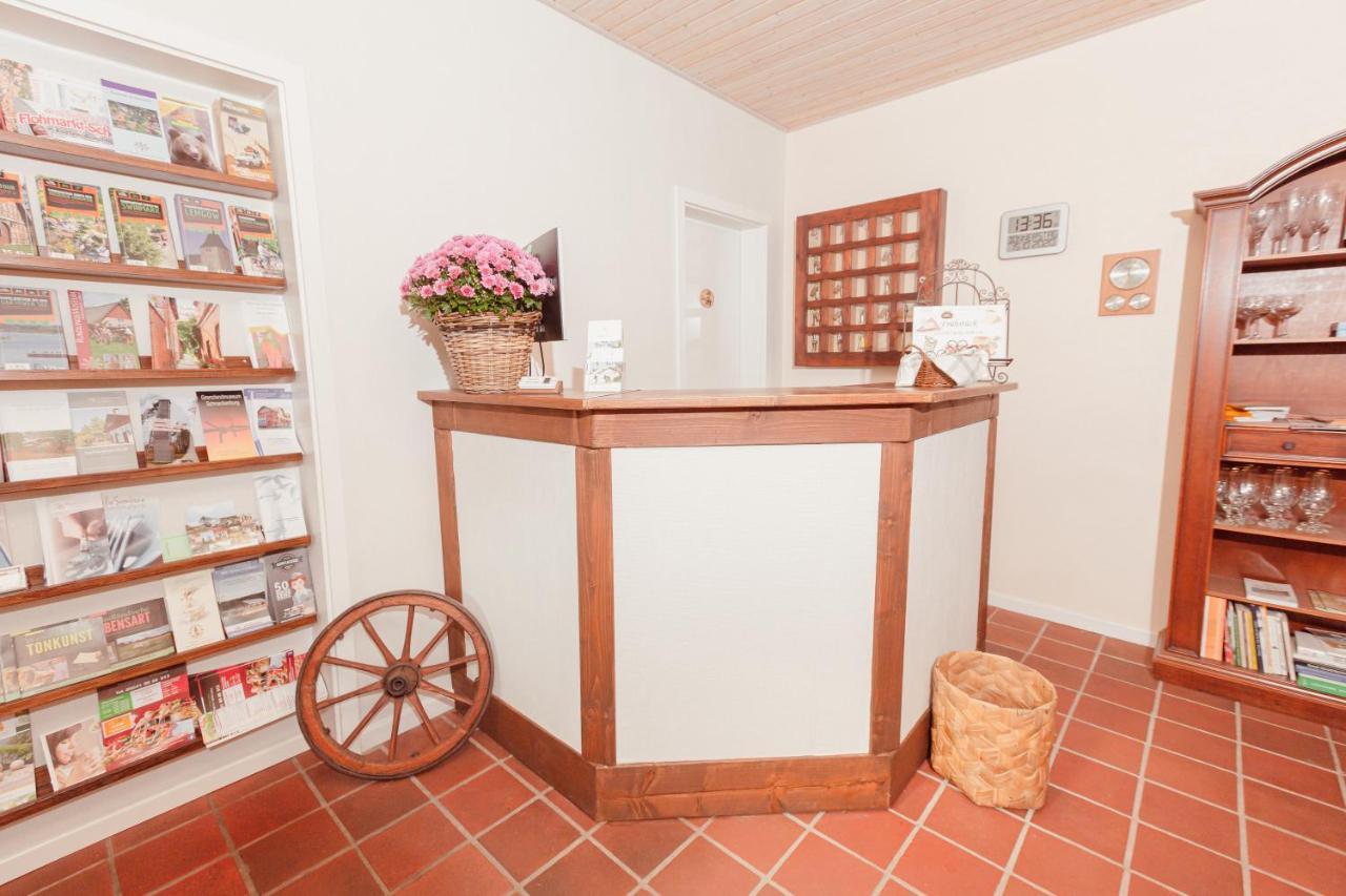 Landhotel Belitz Küsten Buitenkant foto